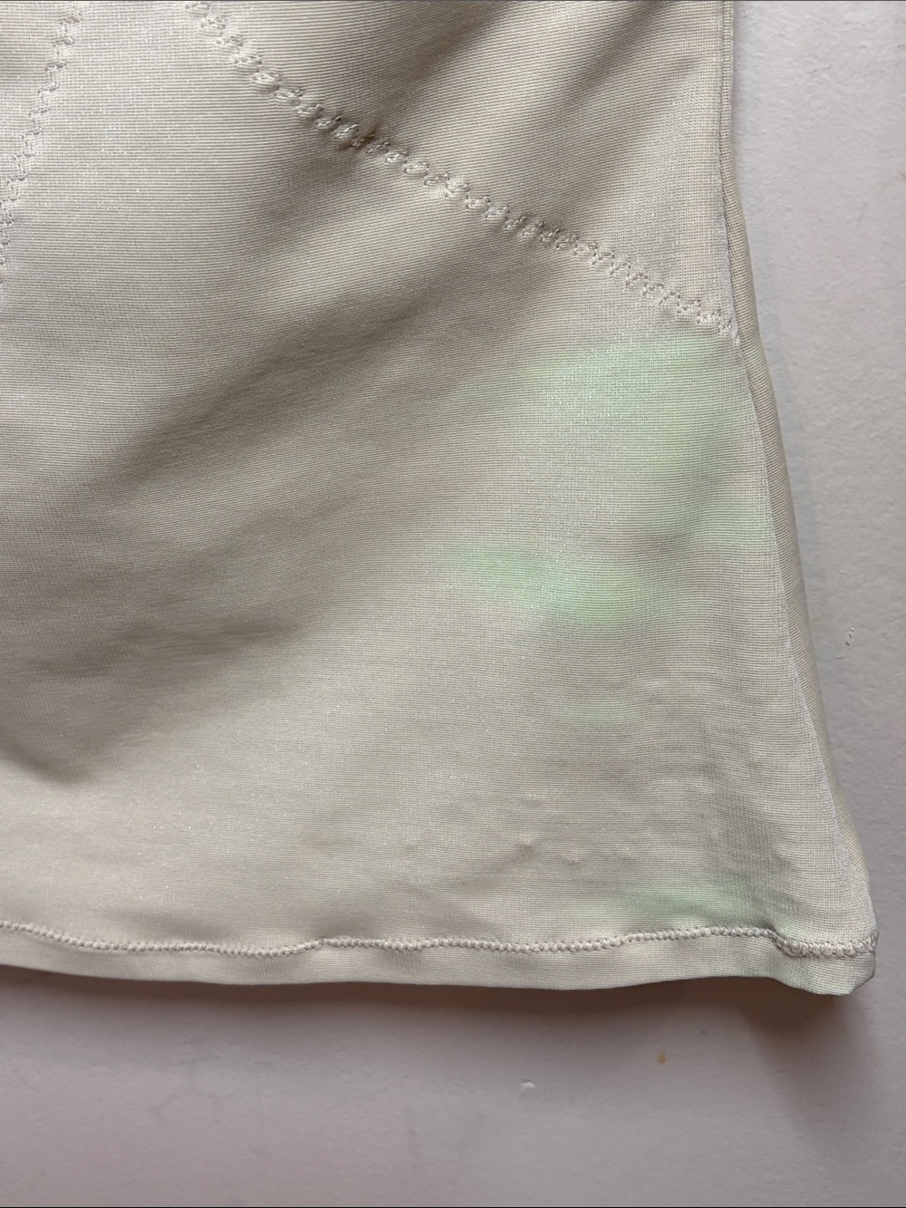 Flexees Neutral Beige Lightweight Shapewear, Med - Picture 4 of 8